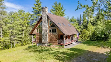 131 Gales Road Abbot ME 04406