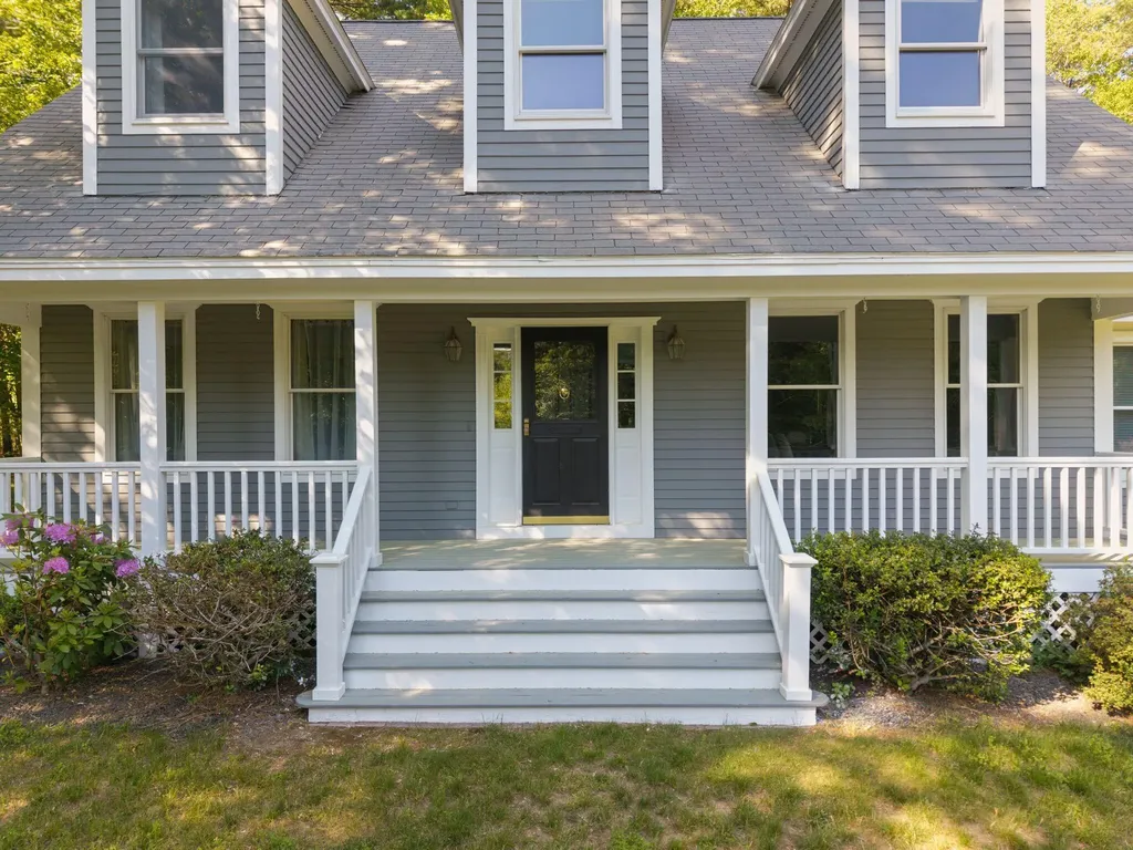 2 Earline Circle York ME 03909