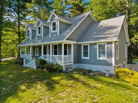 2 Earline Circle York ME 03909