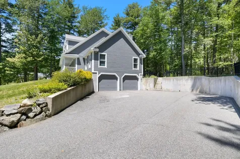 2 Earline Circle York ME 03909
