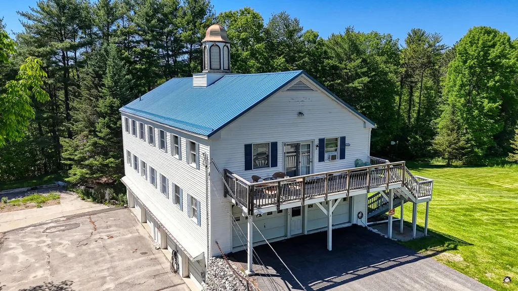 3 Janabye Lane Hallowell ME 04347