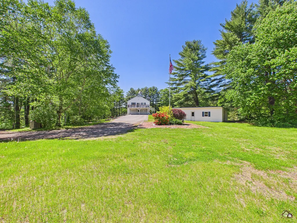 3 Janabye Lane Hallowell ME 04347