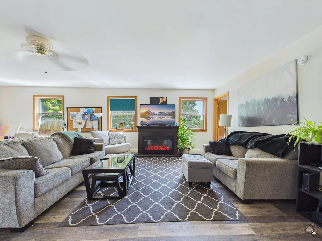 3 Janabye Lane Hallowell ME 04347