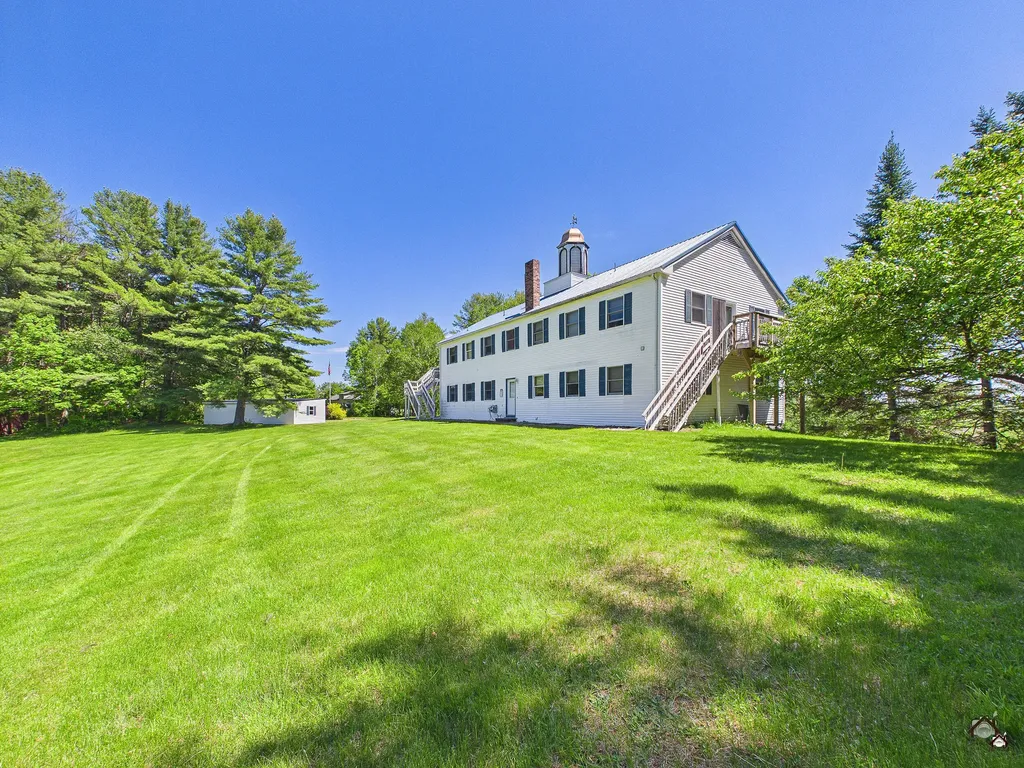 3 Janabye Lane Hallowell ME 04347