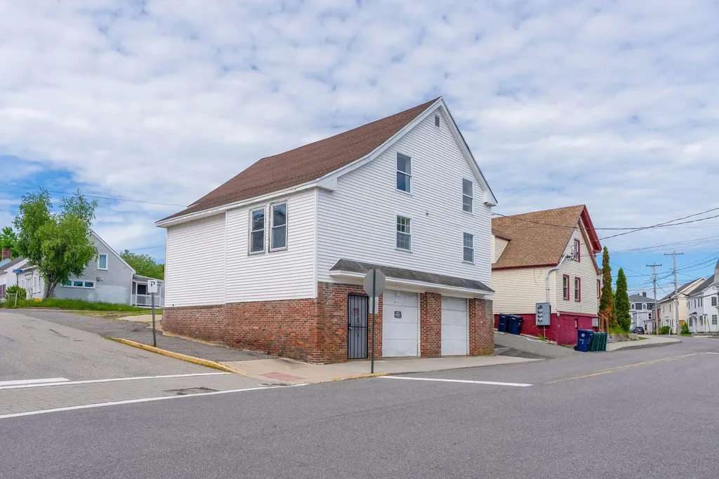 20 Green Street Biddeford ME 04005