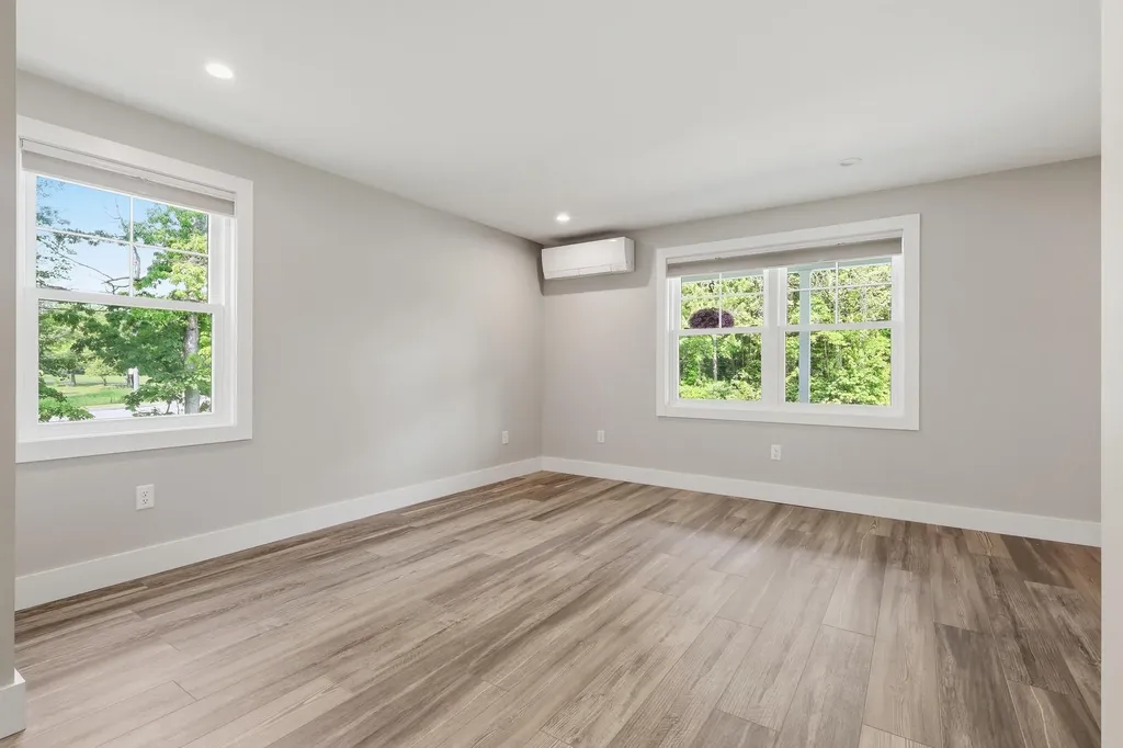 102 Shadagee Road Saco ME 04072