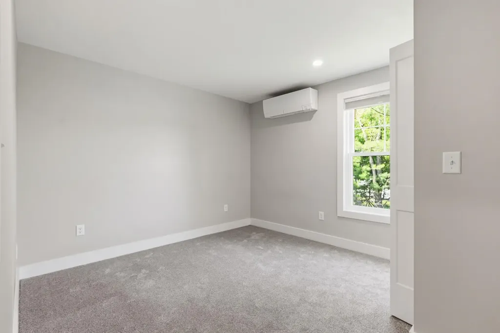 102 Shadagee Road Saco ME 04072