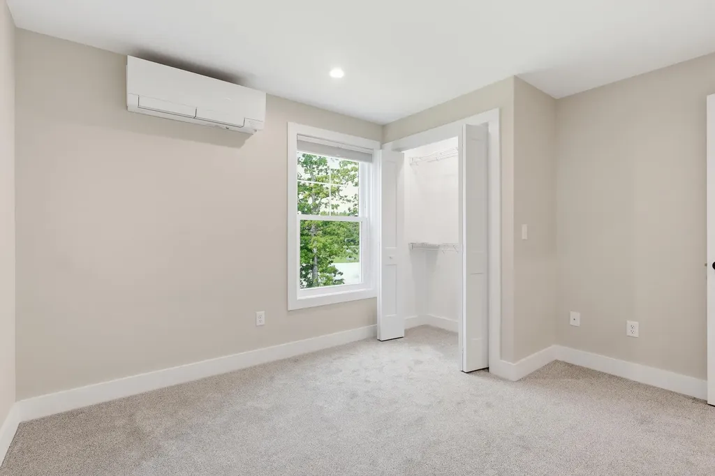 102 Shadagee Road Saco ME 04072