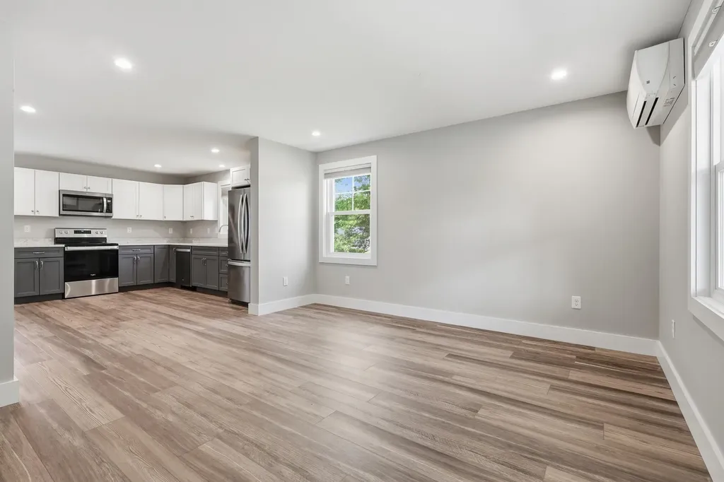 102 Shadagee Road Saco ME 04072
