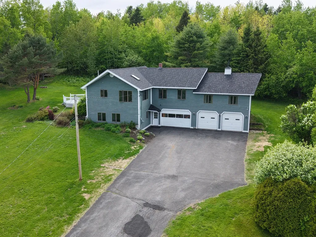 23 Braley Heights Mapleton ME 04757