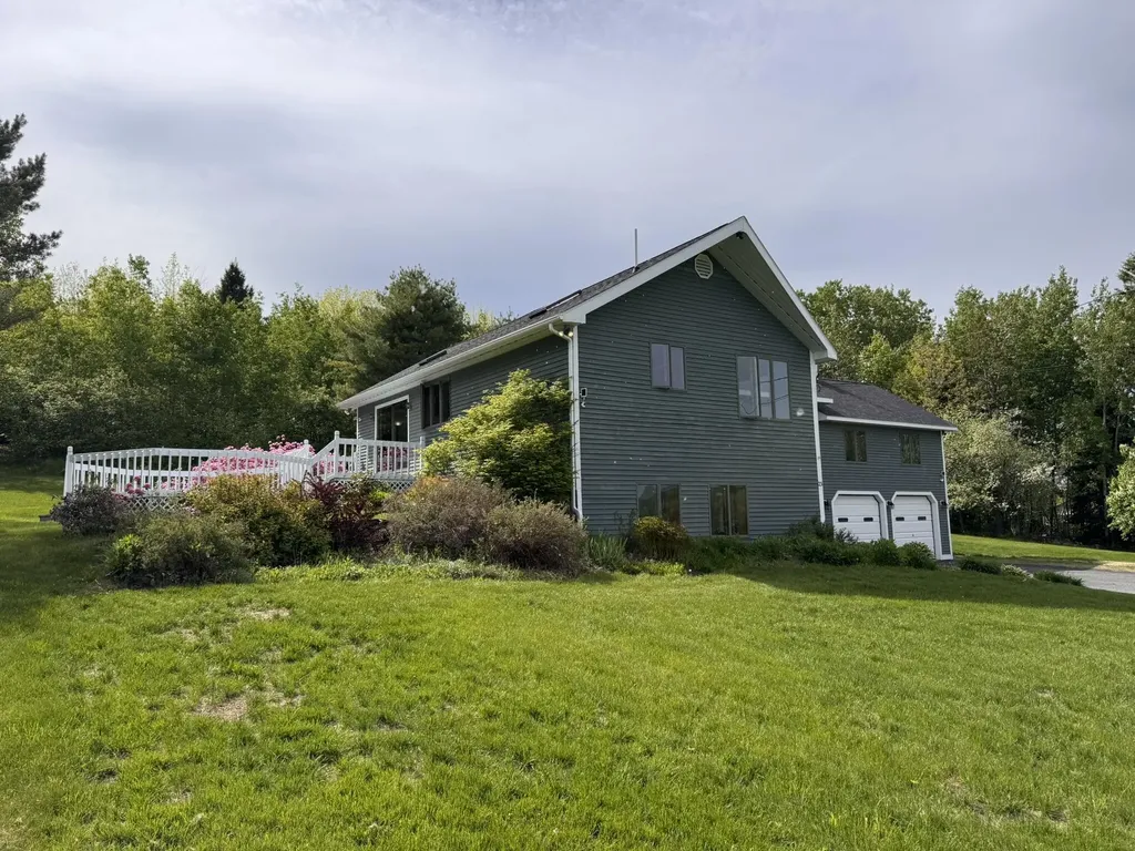 23 Braley Heights Mapleton ME 04757