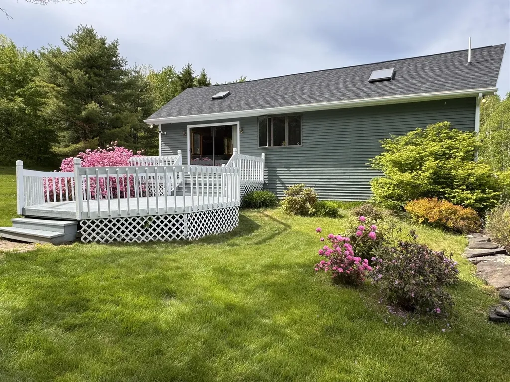 23 Braley Heights Mapleton ME 04757