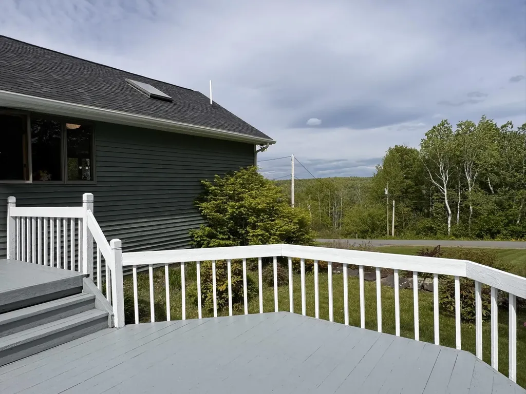 23 Braley Heights Mapleton ME 04757