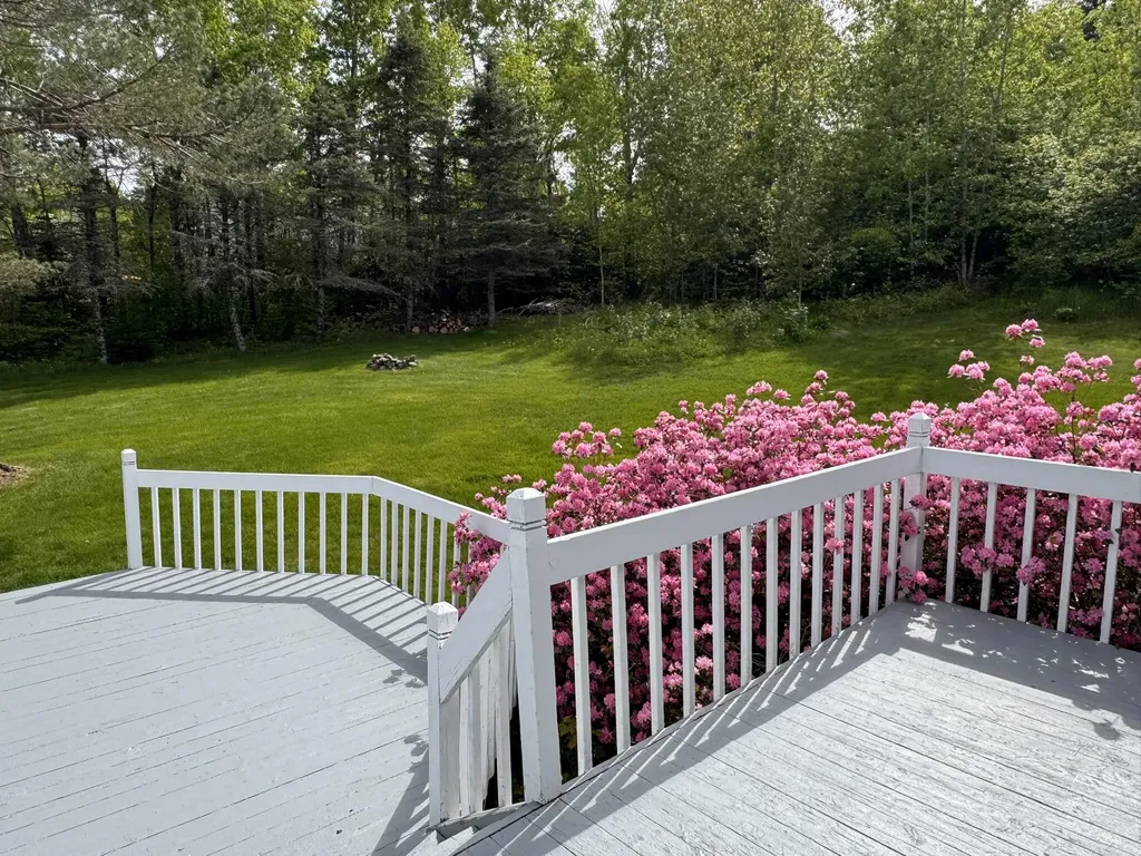 23 Braley Heights Mapleton ME 04757