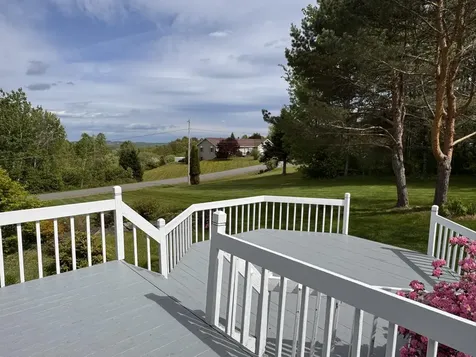 23 Braley Heights Mapleton ME 04757