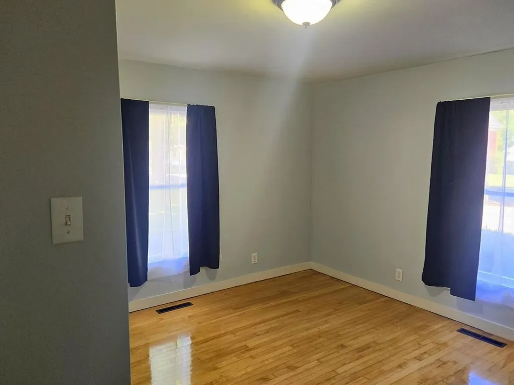 18 Meadow Street Bingham ME 04920