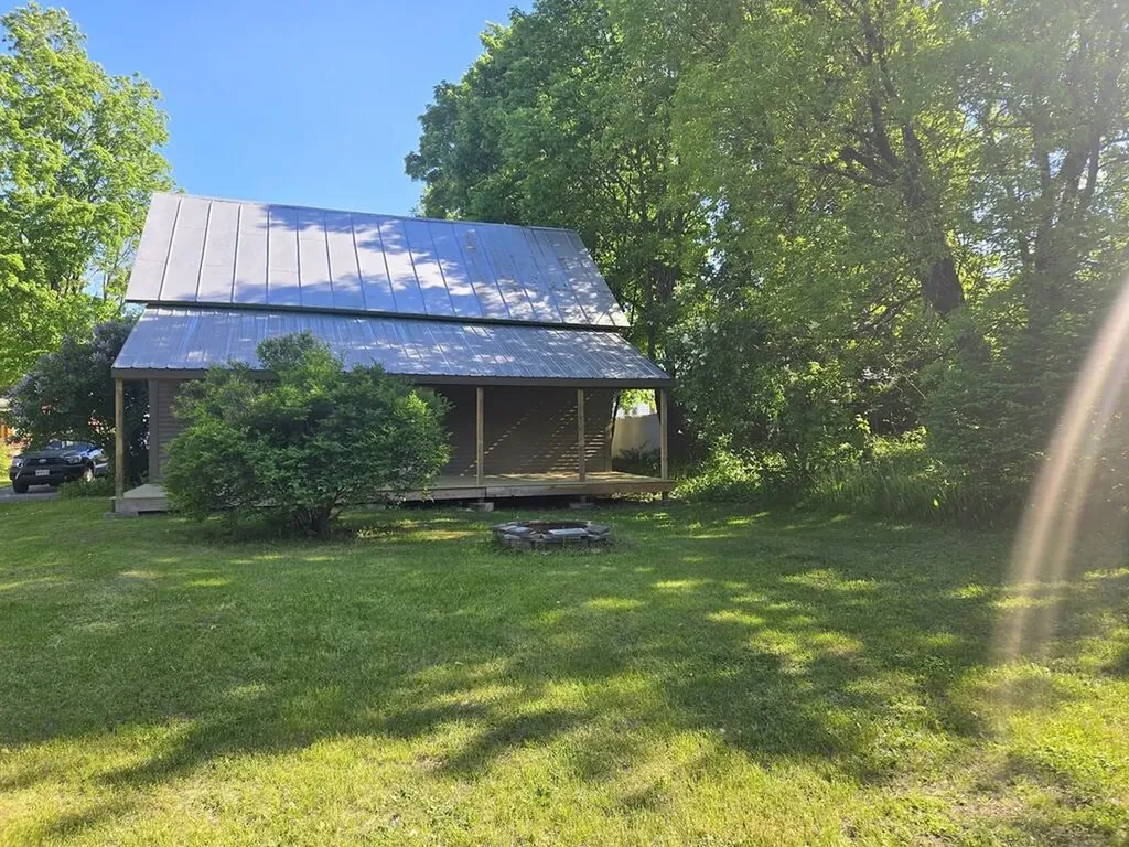 18 Meadow Street Bingham ME 04920