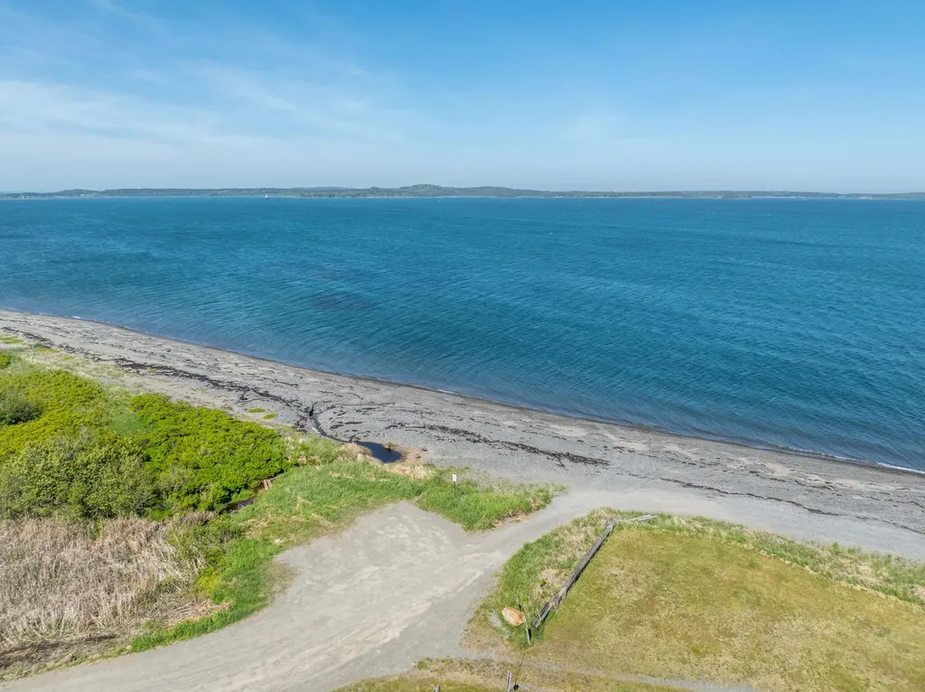 5 Bar Road Lubec ME 04652