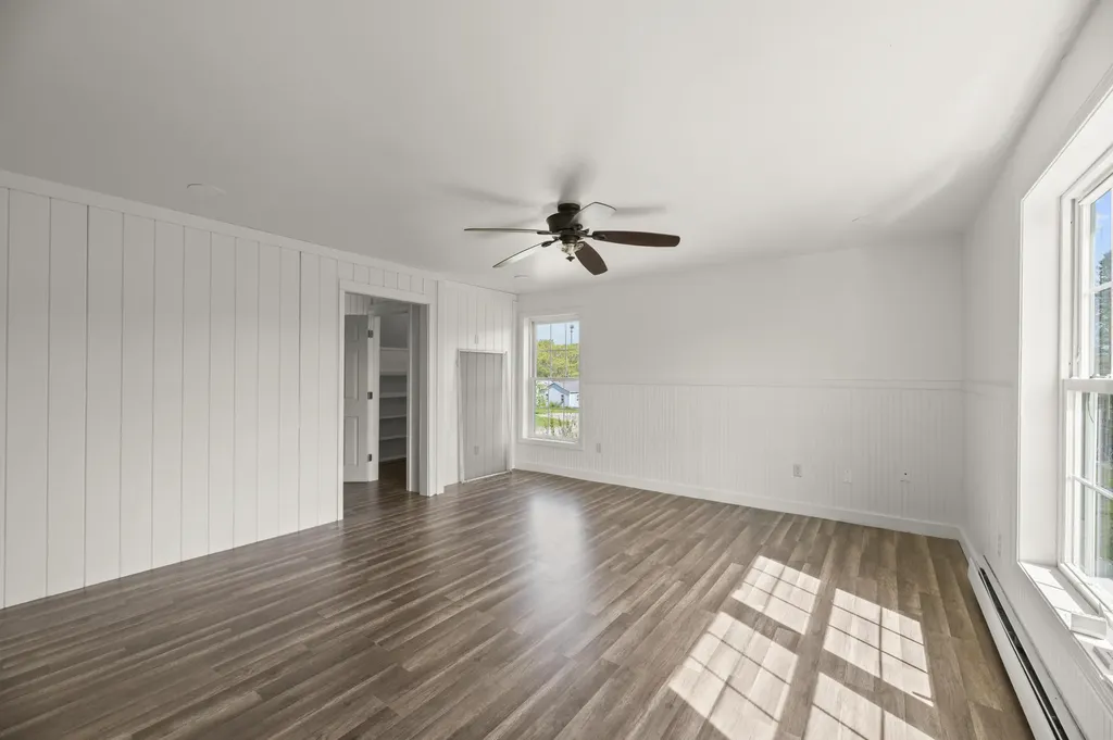 24 Highland Park Road Boothbay Harbor ME 04538