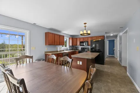 24 Highland Park Road Boothbay Harbor ME 04538