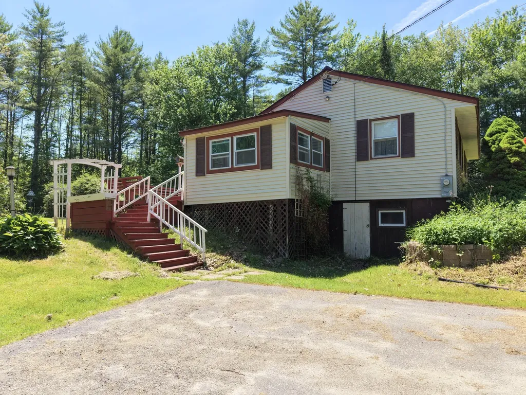 157 Kelley Road Pittston ME 04345