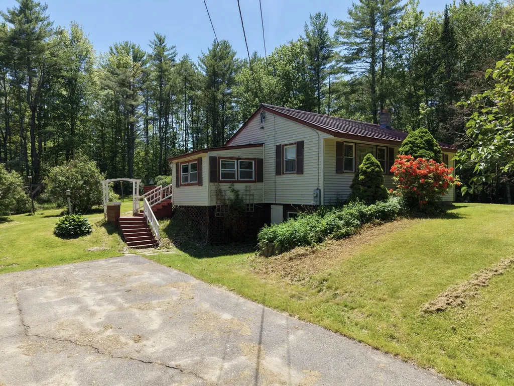 157 Kelley Road Pittston ME 04345