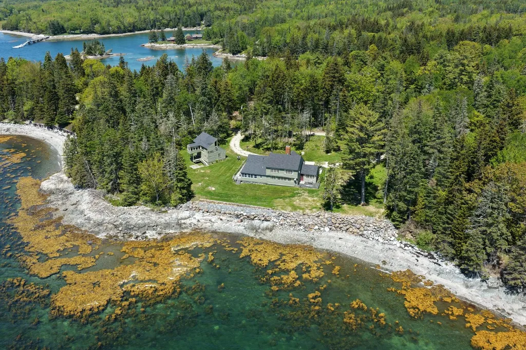 40 Wells Cove Lane Brooklin ME 04616