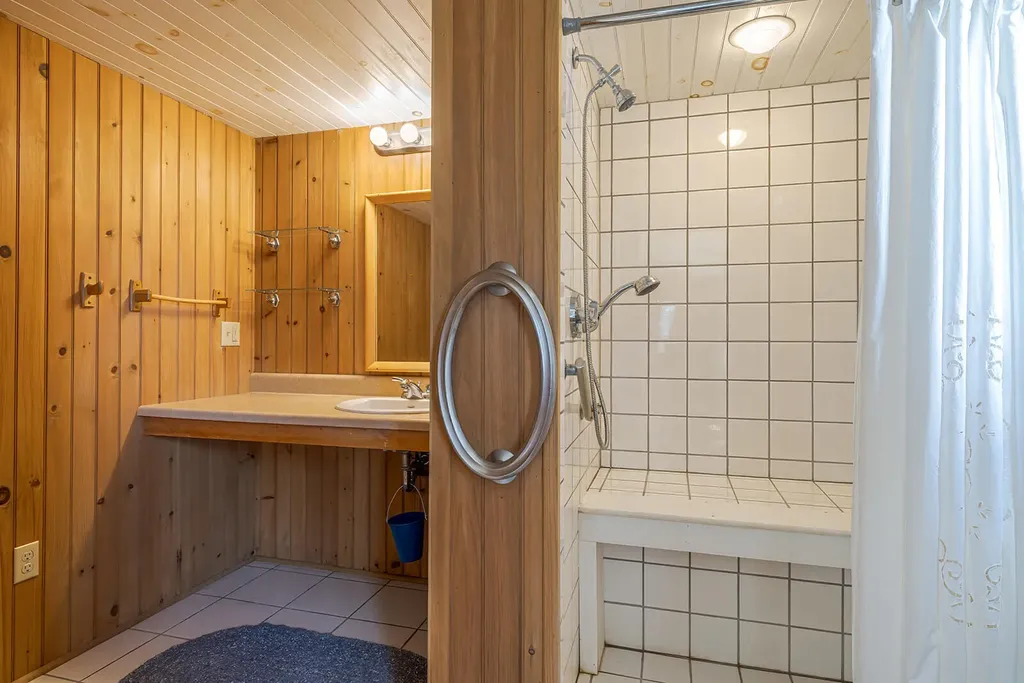 40 Wells Cove Lane Brooklin ME 04616
