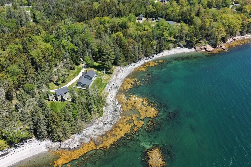 40 Wells Cove Lane Brooklin ME 04616