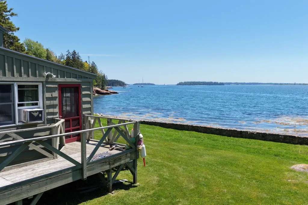 40 Wells Cove Lane Brooklin ME 04616