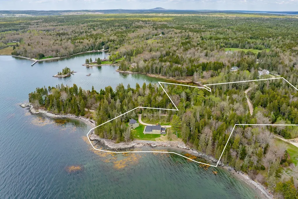 40 Wells Cove Lane Brooklin ME 04616