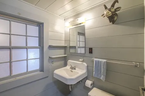 40 Wells Cove Lane Brooklin ME 04616