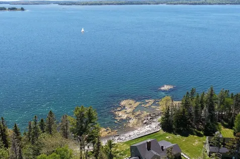 40 Wells Cove Lane Brooklin ME 04616