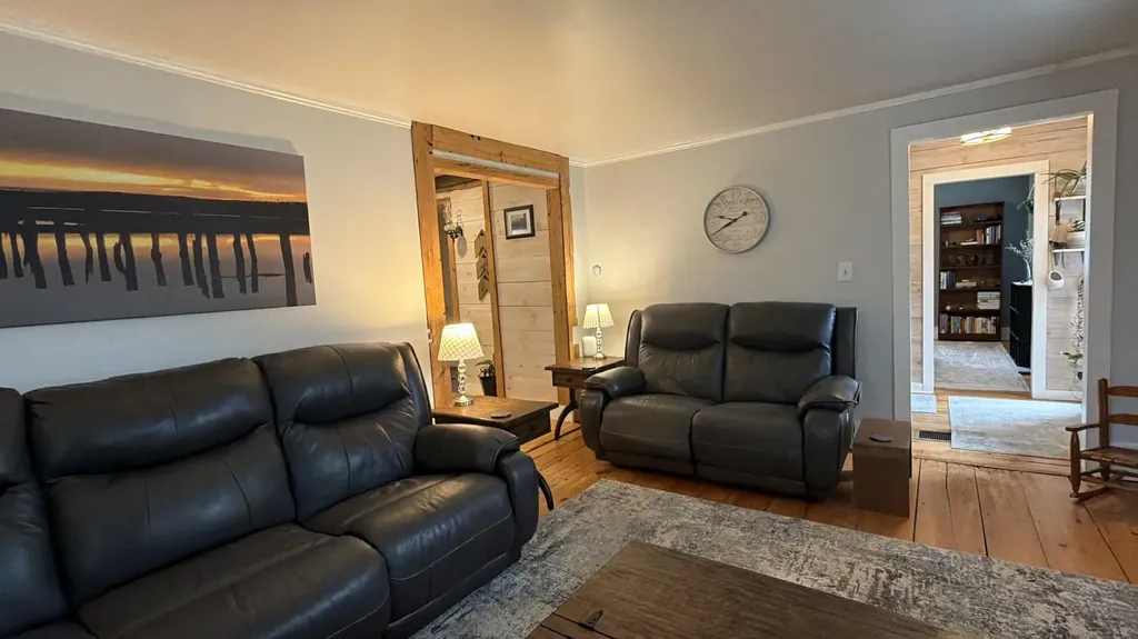 10 Danforth Street Wiscasset ME 04578