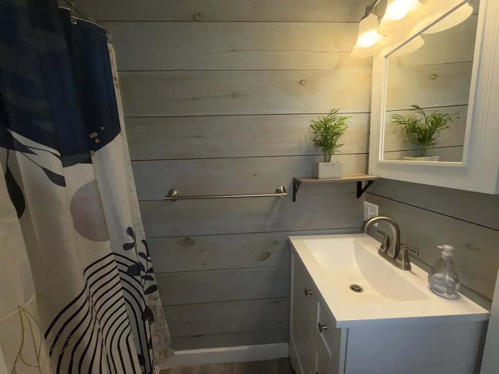 10 Danforth Street Wiscasset ME 04578