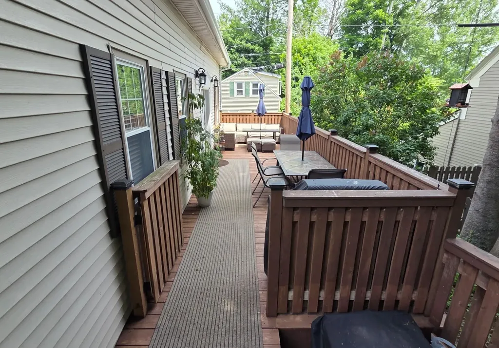 10 Danforth Street Wiscasset ME 04578