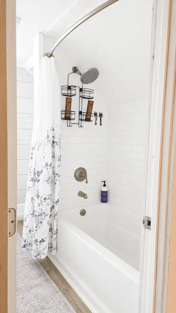 10 Danforth Street Wiscasset ME 04578