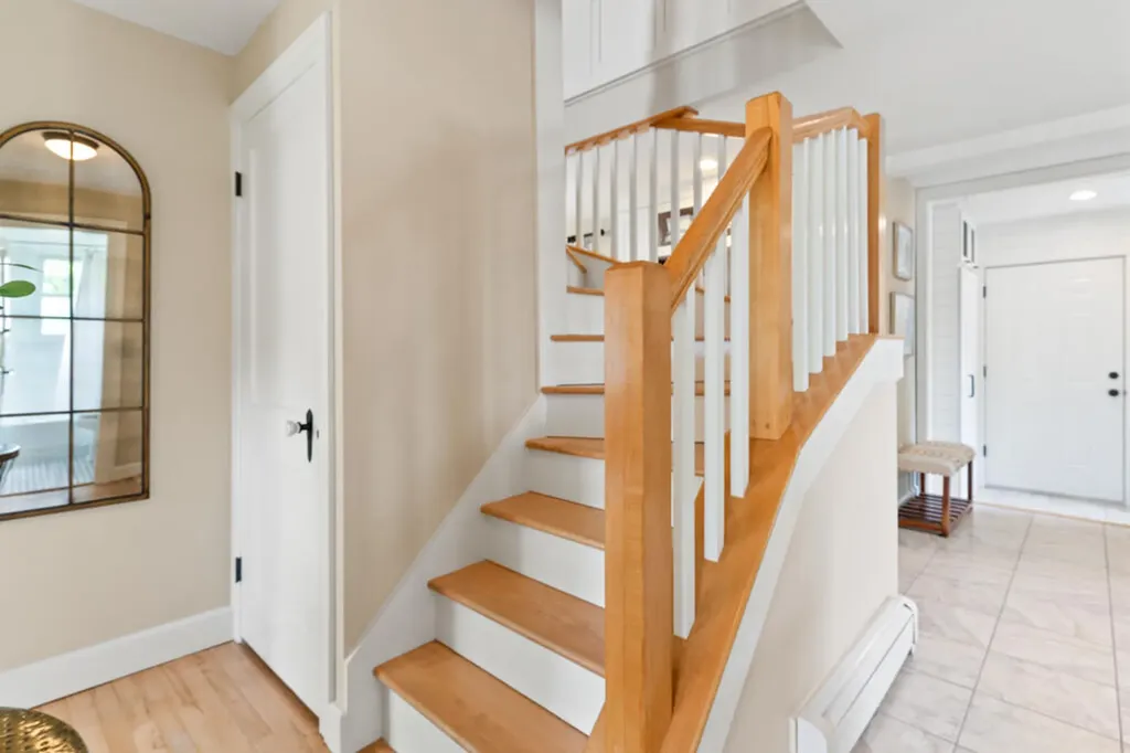 5 Reg Roc Road Falmouth ME 04105