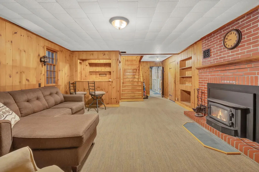 36 High Street Dexter ME 04930