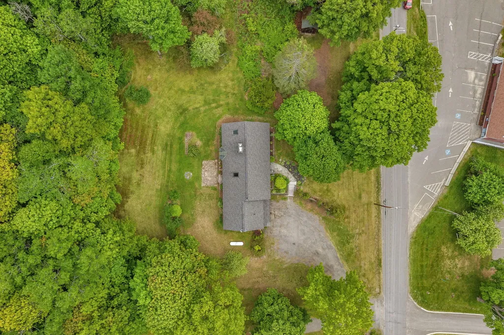 36 High Street Dexter ME 04930