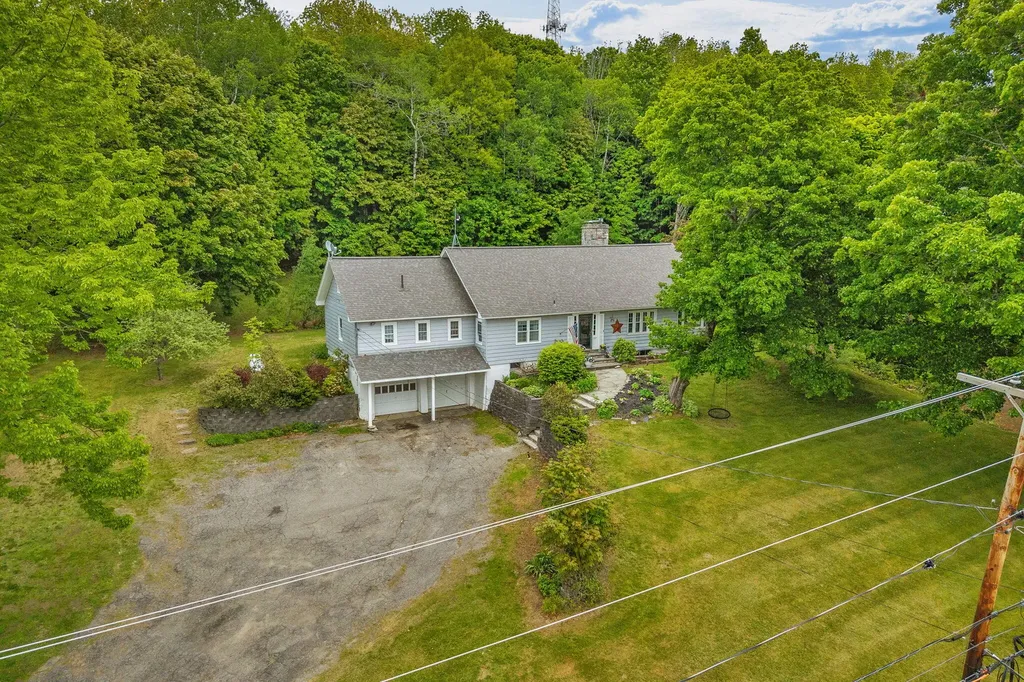 36 High Street Dexter ME 04930