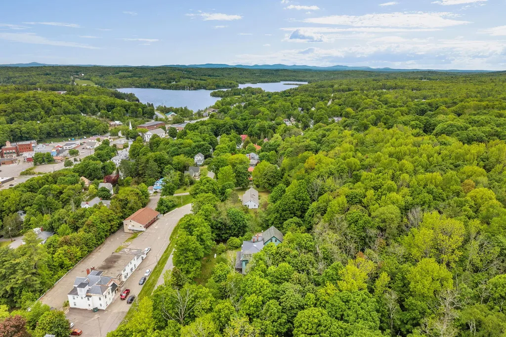 36 High Street Dexter ME 04930