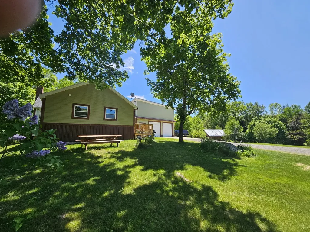 662 Temple Road Farmington ME 04938