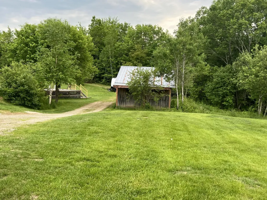 662 Temple Road Farmington ME 04938