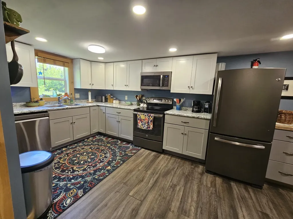 662 Temple Road Farmington ME 04938