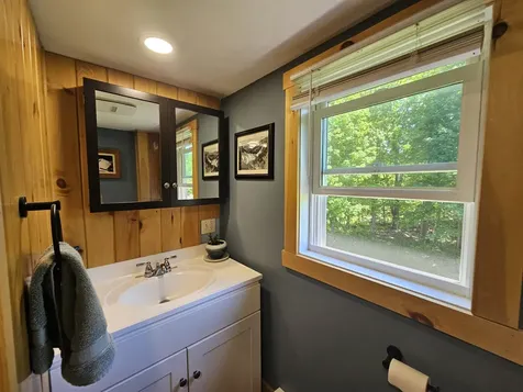 662 Temple Road Farmington ME 04938