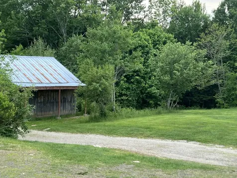 662 Temple Road Farmington ME 04938