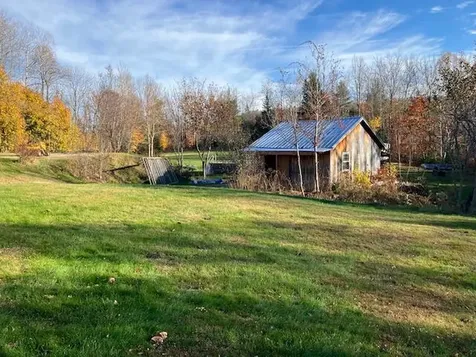 662 Temple Road Farmington ME 04938