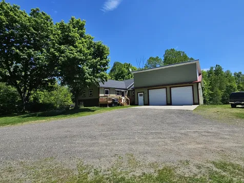 662 Temple Road Farmington ME 04938