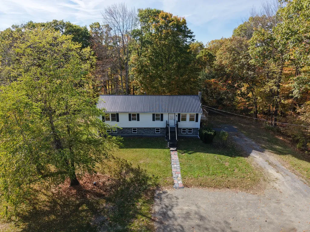 423 E River Road Skowhegan ME 04976